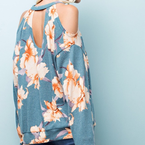 Cold Shoulder Floral Print Top - Picture 3 of 5